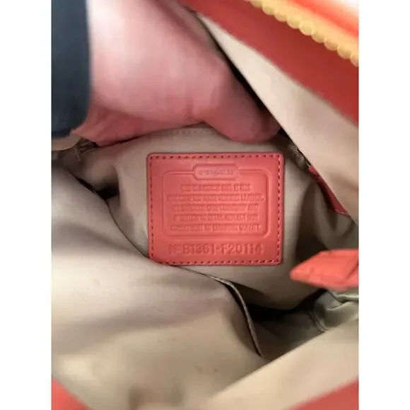 Coach Ashley Coral Leather Crossbody Shoulder Bag GS - Picture 6 of 6